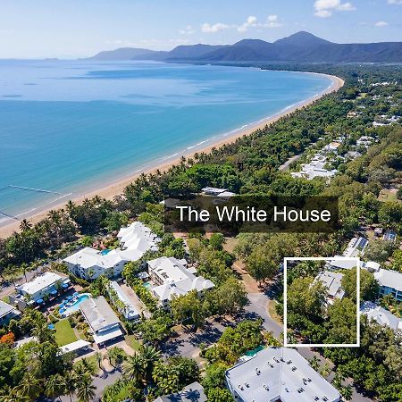 The White House Port Douglas Exteriör bild