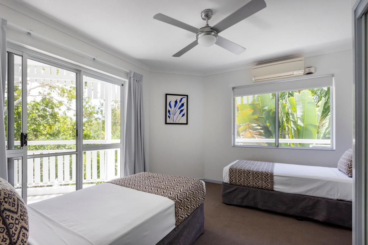 The White House Port Douglas Exteriör bild